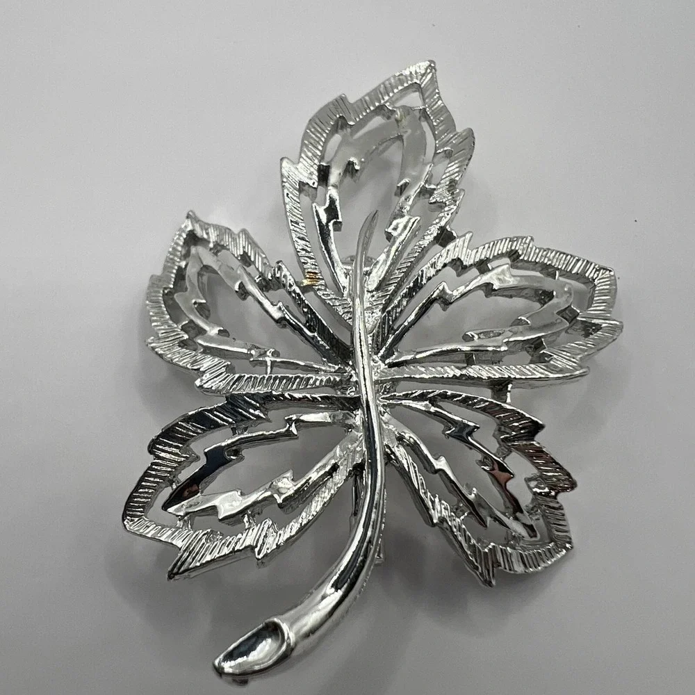 Vintage Leaf Brooch Open‎ Metal Work Brushed Silver Tone Pin